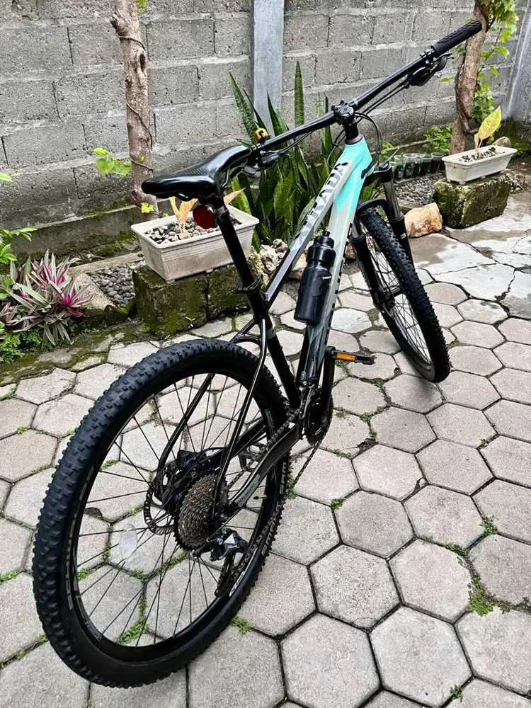 Sepeda MTB Polygon Xtrada 5 warna Favorit