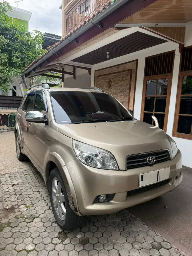 Toyota Rush 2009 Bensin