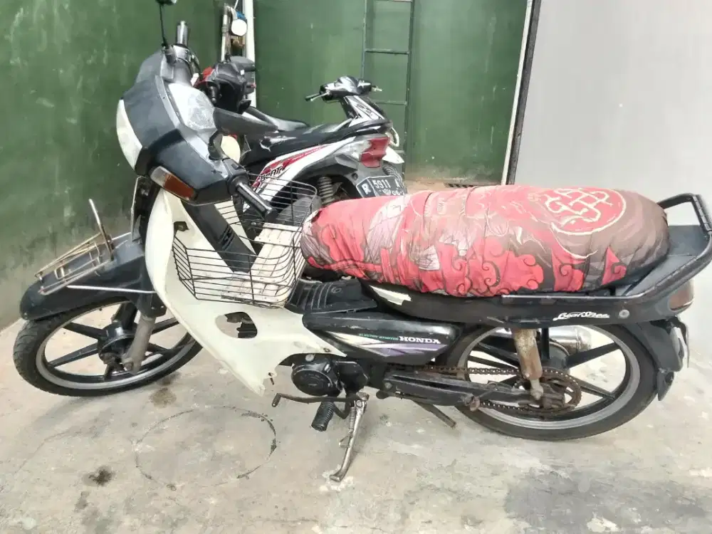 Astrea grand tahun 1996