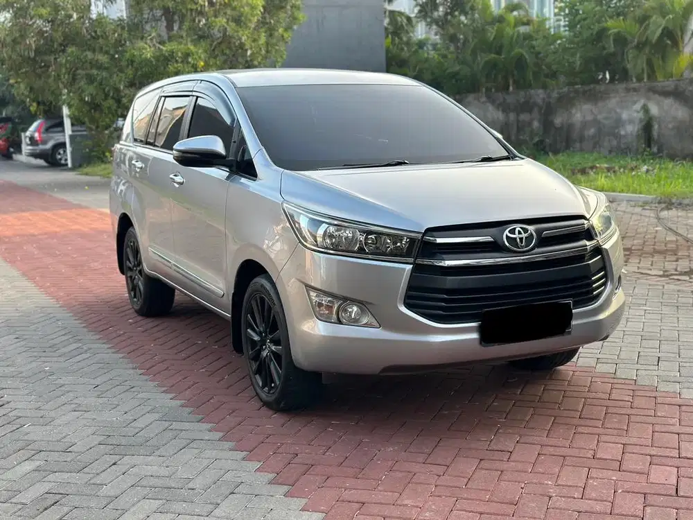Innova reborn diesel matic 2018 solo