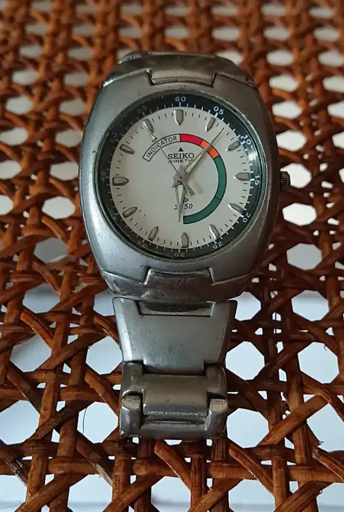 Jam Tangan Analog Seiko Kinetic SQ 50
