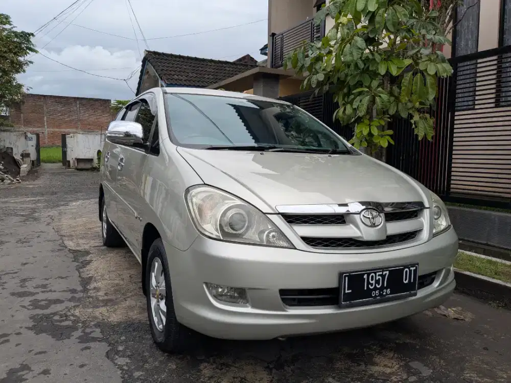 Innova 2.5 V Matic Tahun 2008