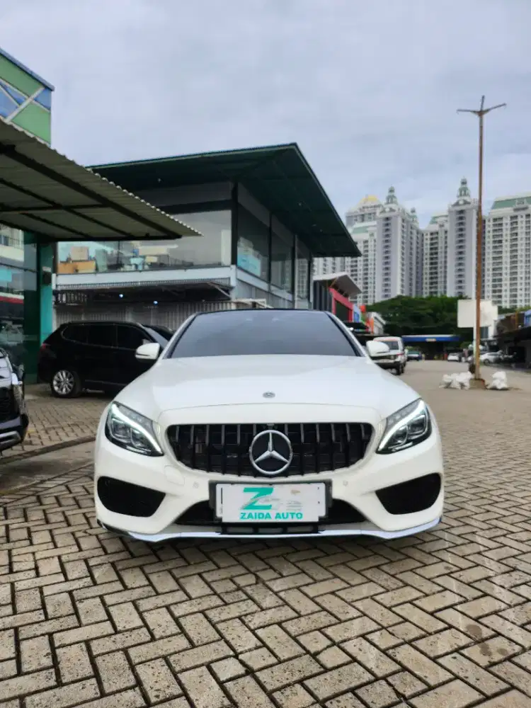 MERCY C300 AMG LINE SPORT 2018