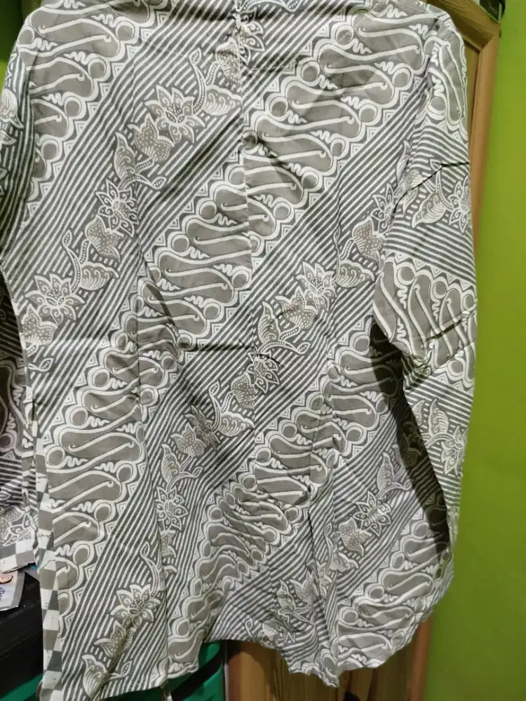 Baju Atasan Batik