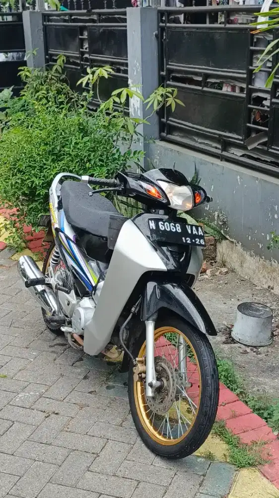 Honda Kharisma 125D