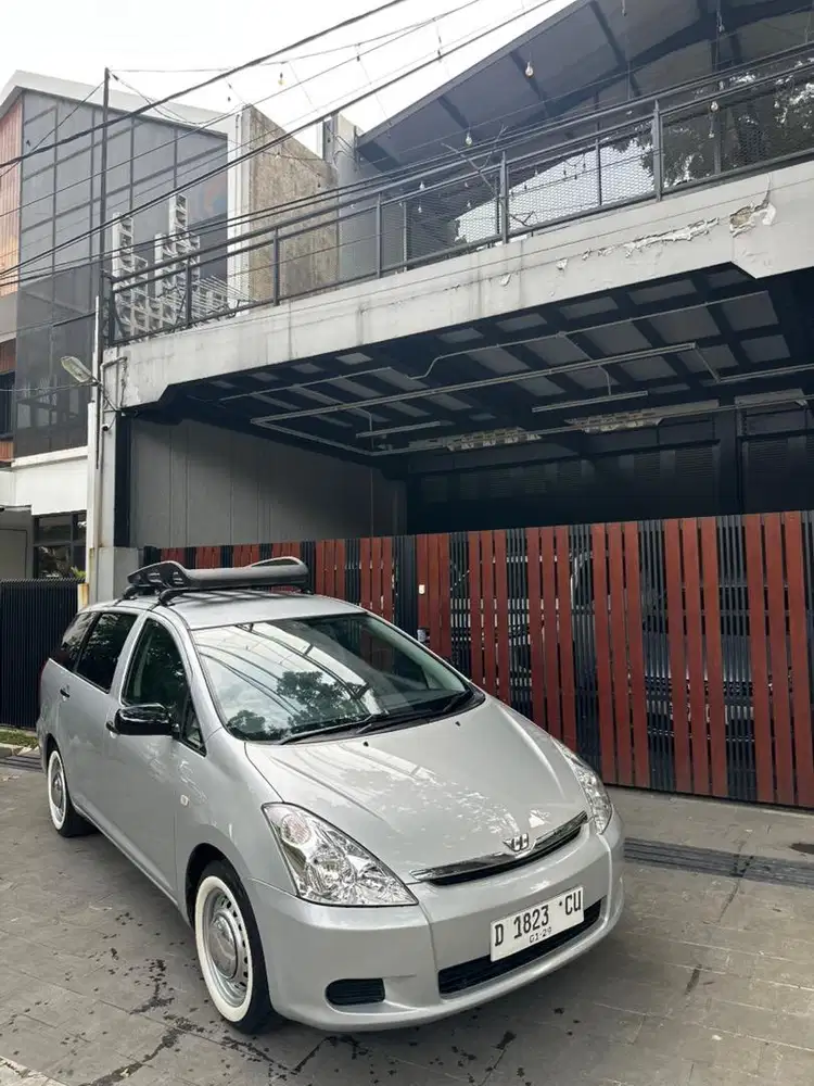 Toyota wish 1.8 2003 CBU Jarang ada