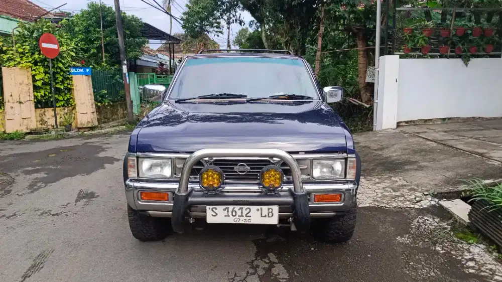 Nissan Terrano Kingsroad F1 Manual 2001