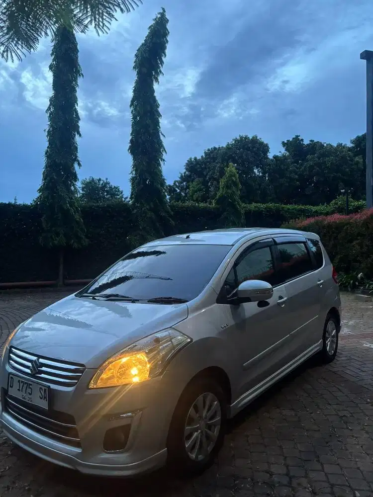 Suzuki Ertiga GX 2015 AT (Tipe Tertinggi)
