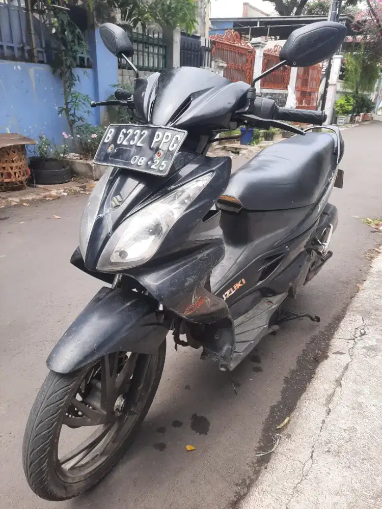 Jual motor suzuki skywive 2010