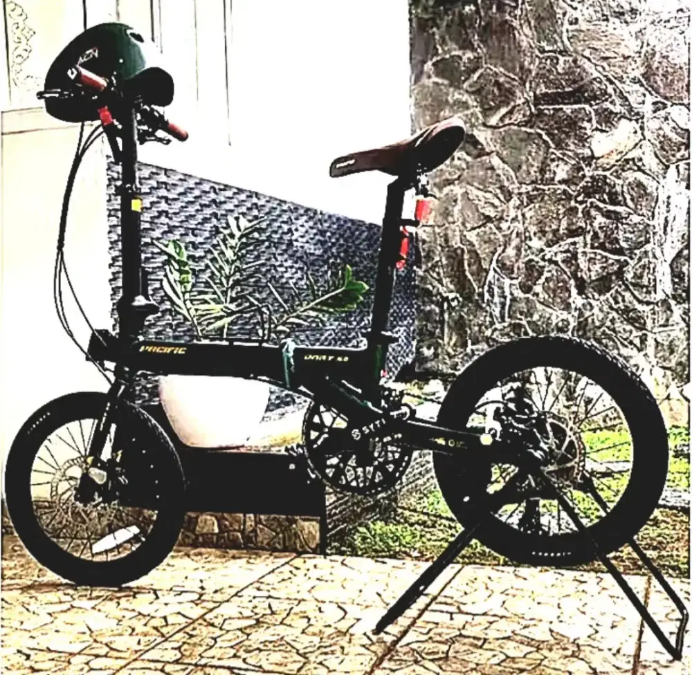 sepeda lipat pacific dart 5.0 warna hitam kondisi 90%