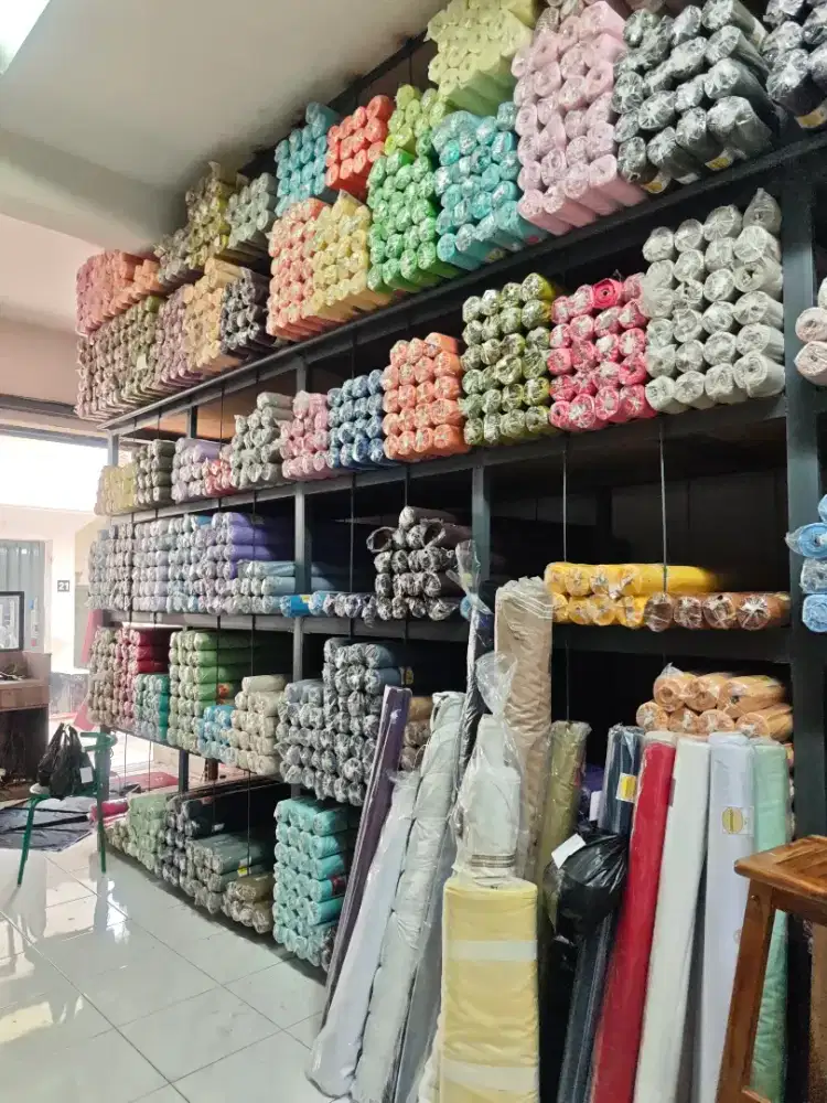 Dibuka loker untuk toko kain