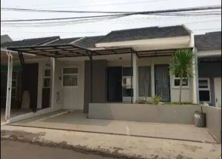Dijual  Rumah 1 M di Serpong Green Park 2