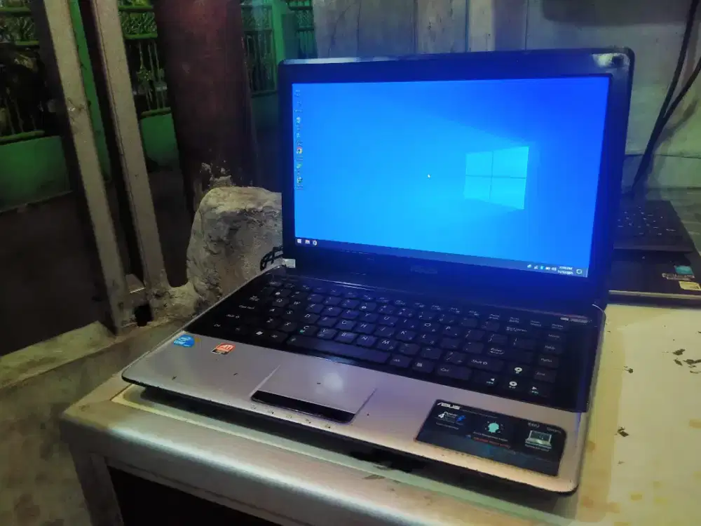 Asus Core i7 jual cepet  Bu neGo