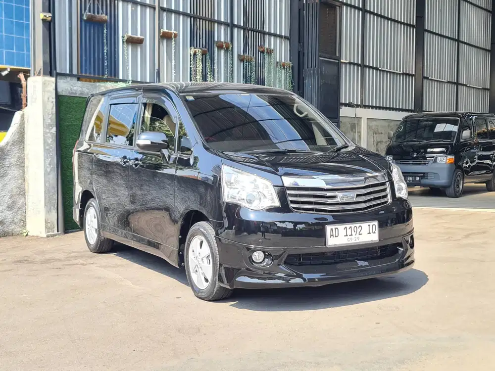 Nav1 V 2013 matic pajak jalan