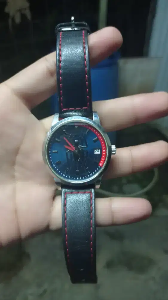 Jam tangan kesehatan MCI edisi spiderman