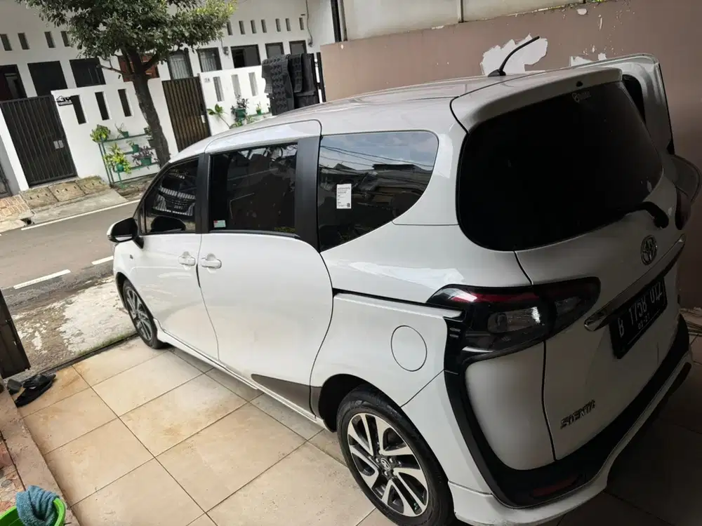 Toyota Sienta 2017 Bensin