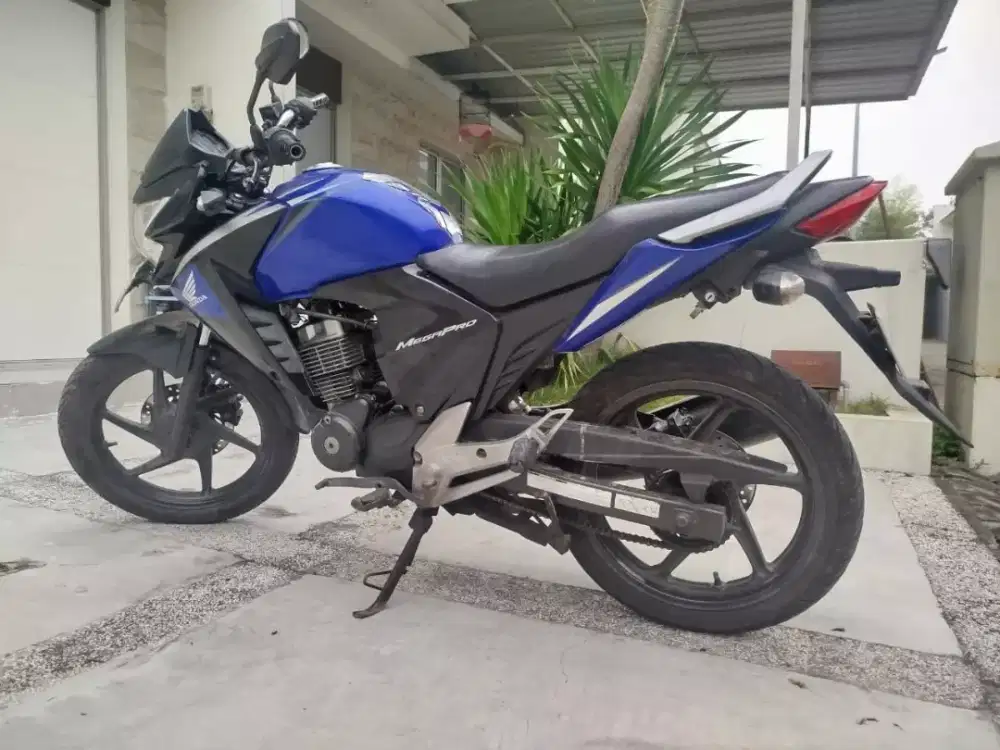 Megapro thn 2013 mono ss lengkap full ori std pabrik mesin sehat