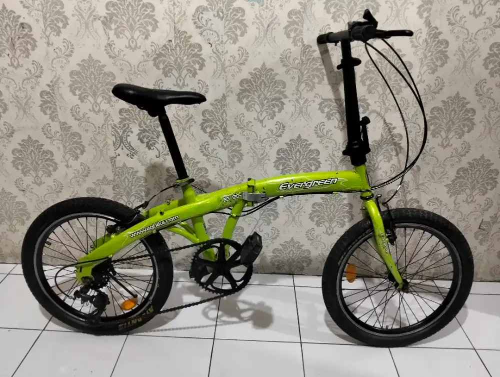 Sepeda lipat ukuran 20 untuk umur 5 sampai 15 tahun