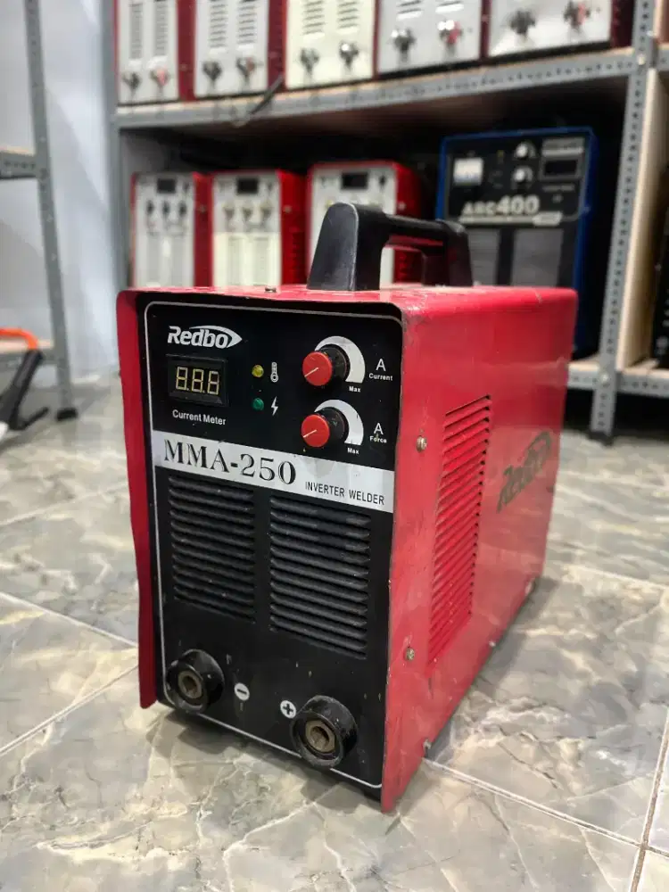 MESIN LAS BEKAS MMA 250A 3 PHASE REDBO BEKAS SMAW STIK INVERTER