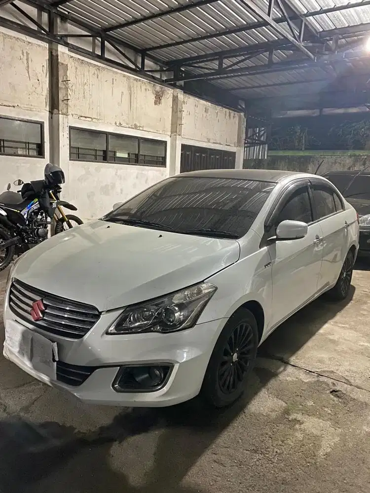 !!DIJUAL CEPAT!! SUZUKI CIAZ 2015