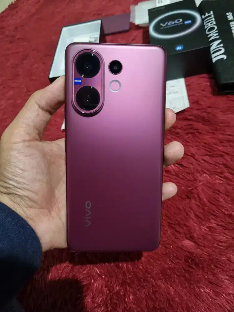 VIVO V60 8/256 GB FULLSET BARU 2 MINGGU