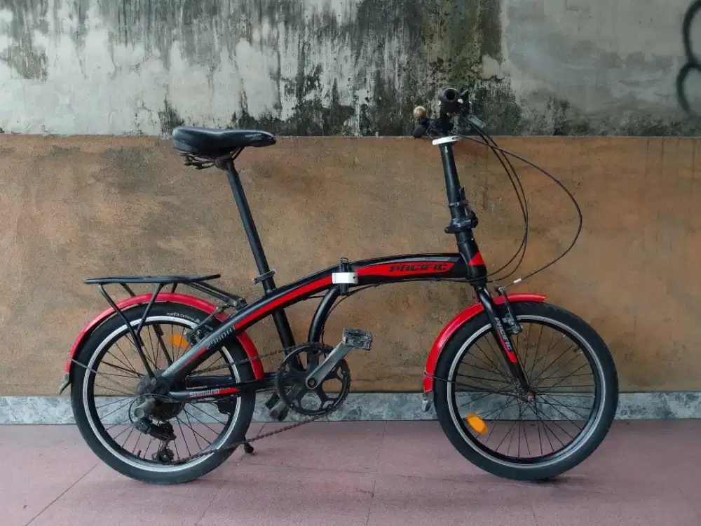 Sepeda lipat pacific