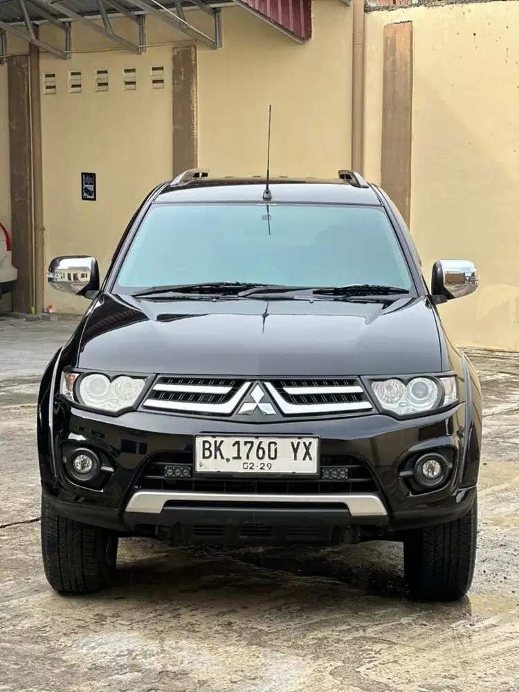 Mitsubishi pajero exceed at matic 2013 pemakain 2014