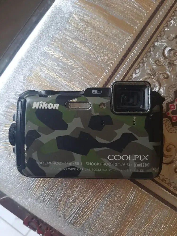 Camera pocket nikon coolpix buat selam type aw120 normal