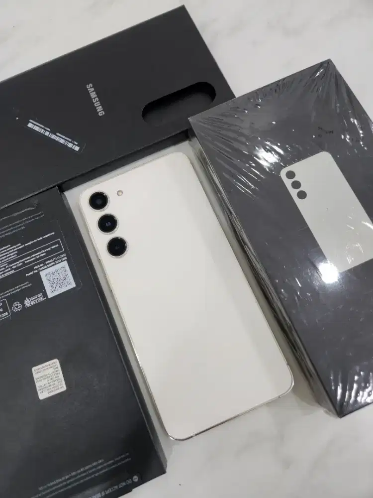 SAMSUNG S23 PLUS 512GB BOSKU MULUS NO MINUS WARNA CREAM GARANSI RESMI