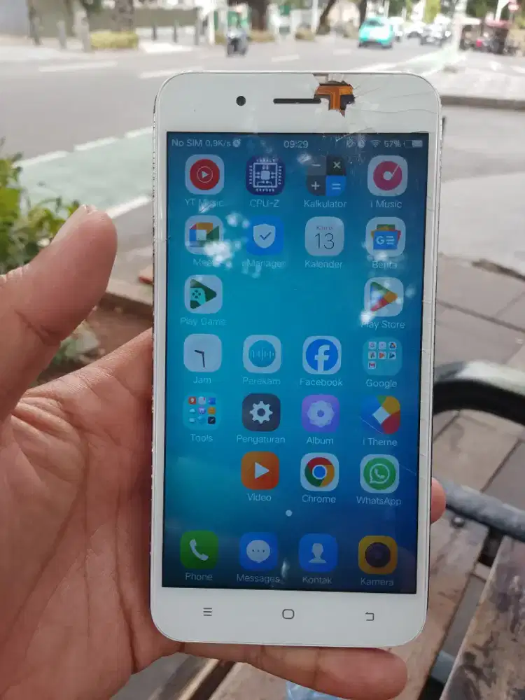 Vivo Y66 Putih 3/32 Batangan Minus Retak