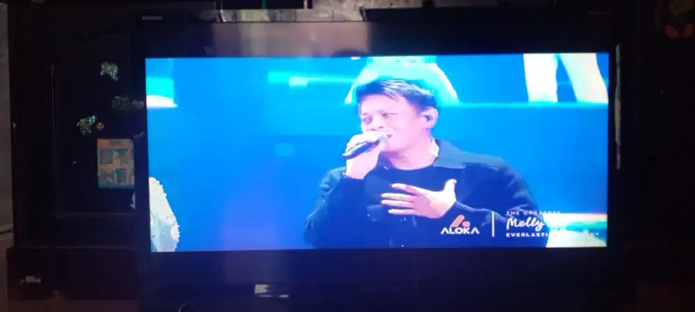 Dijual Tv Merek Polytroon