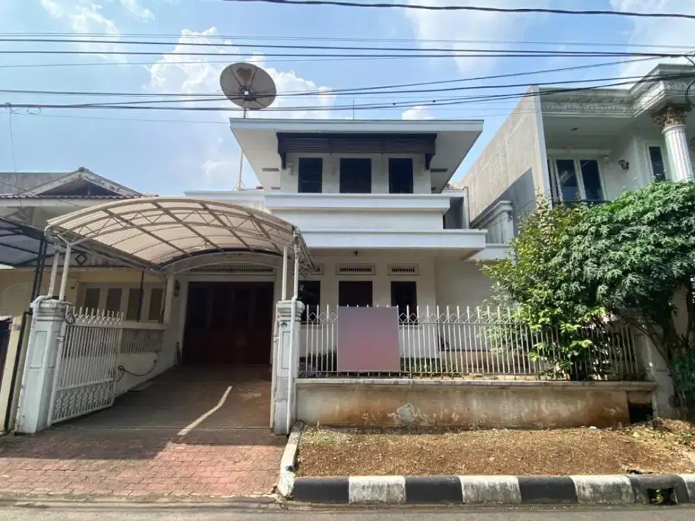 FOR SALE RUMAH PONDOK INDAH 2 LANTAI