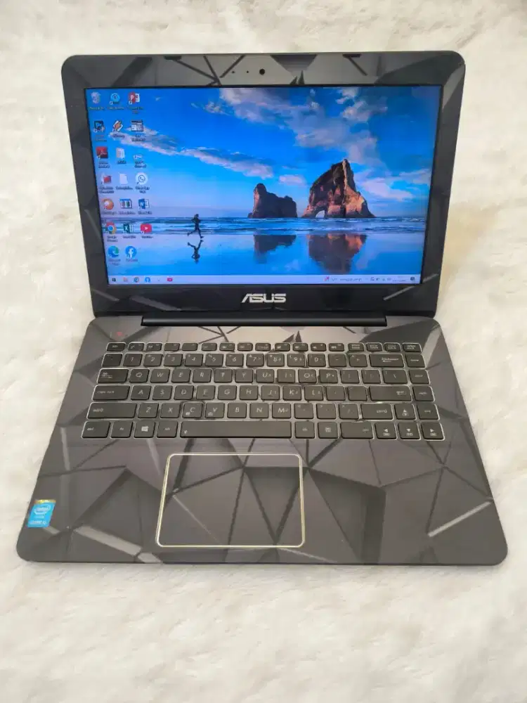 DIJUAL LAPTOP GAMING,RENDER ASUS SLIM,SUPER KENCANG,INTEL CORE I5 GEN4
