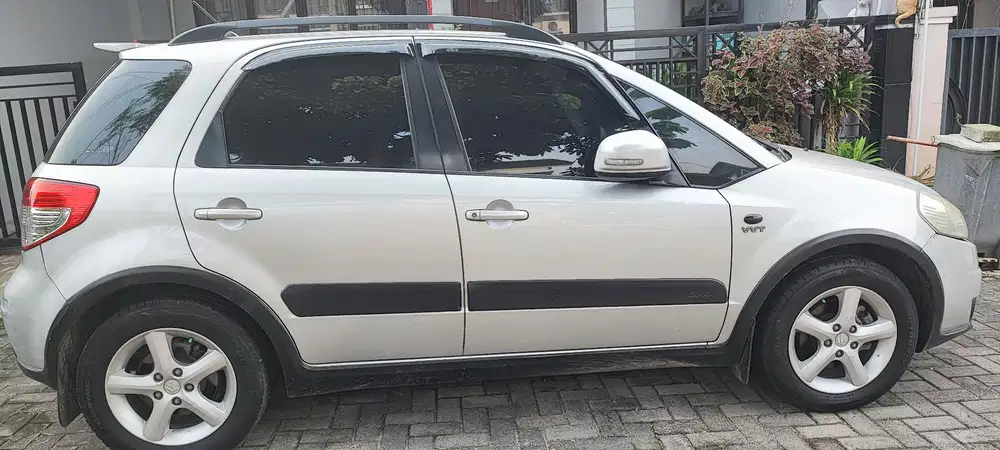 Suzuki SX4 2009 Bensin