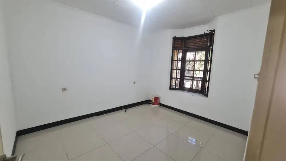 Disewakan Rumah Untuk Kantor di Kopo Permai