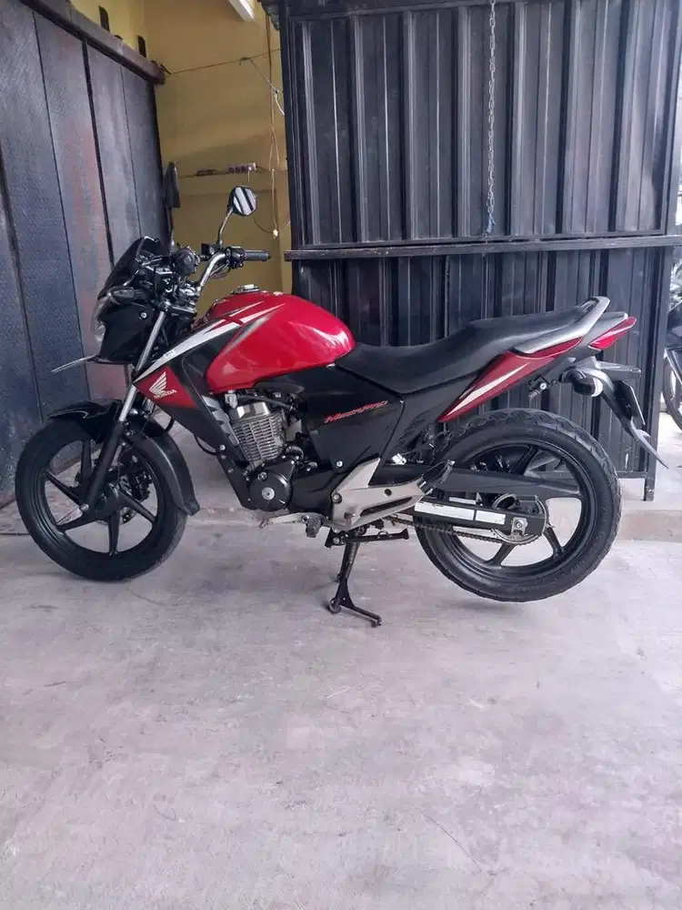 Di Jul Sepeda Motor Honda Mega Pro Mono CW Ori