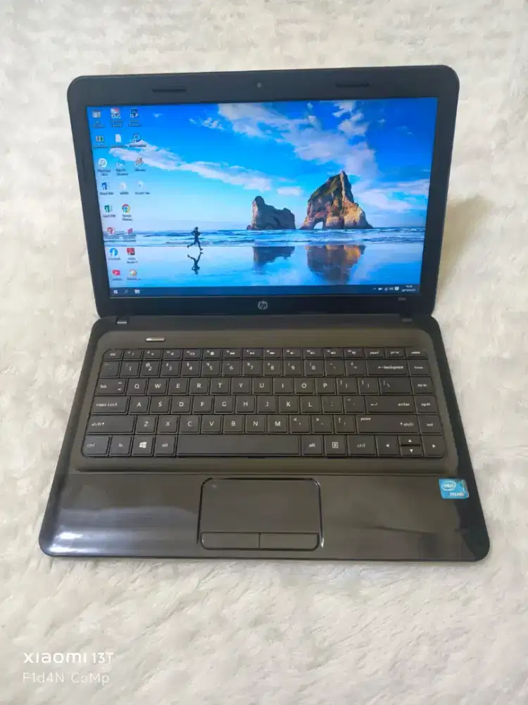 DIJUAL LAPTOP HP 1000 KENCANG,INTEL CELERON RAM 8 GB,HDD 500 GB