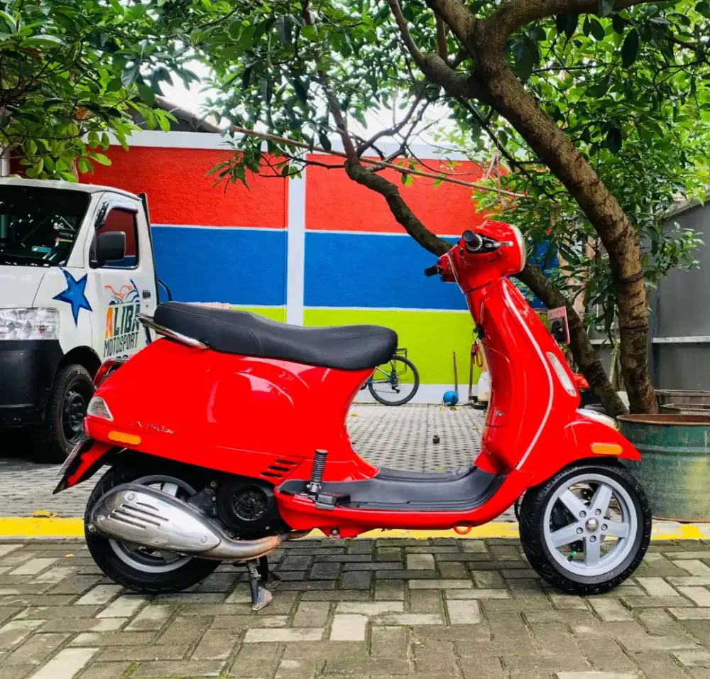 Vespa matic lx 150 v3