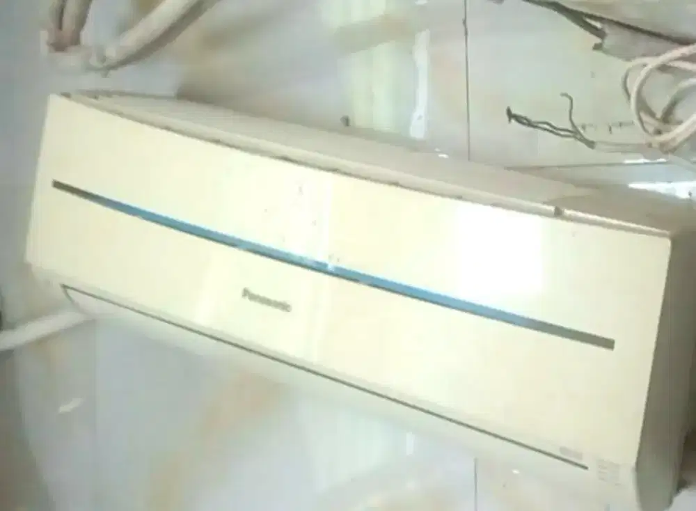 Ac panasonic 1 pk minus bocor