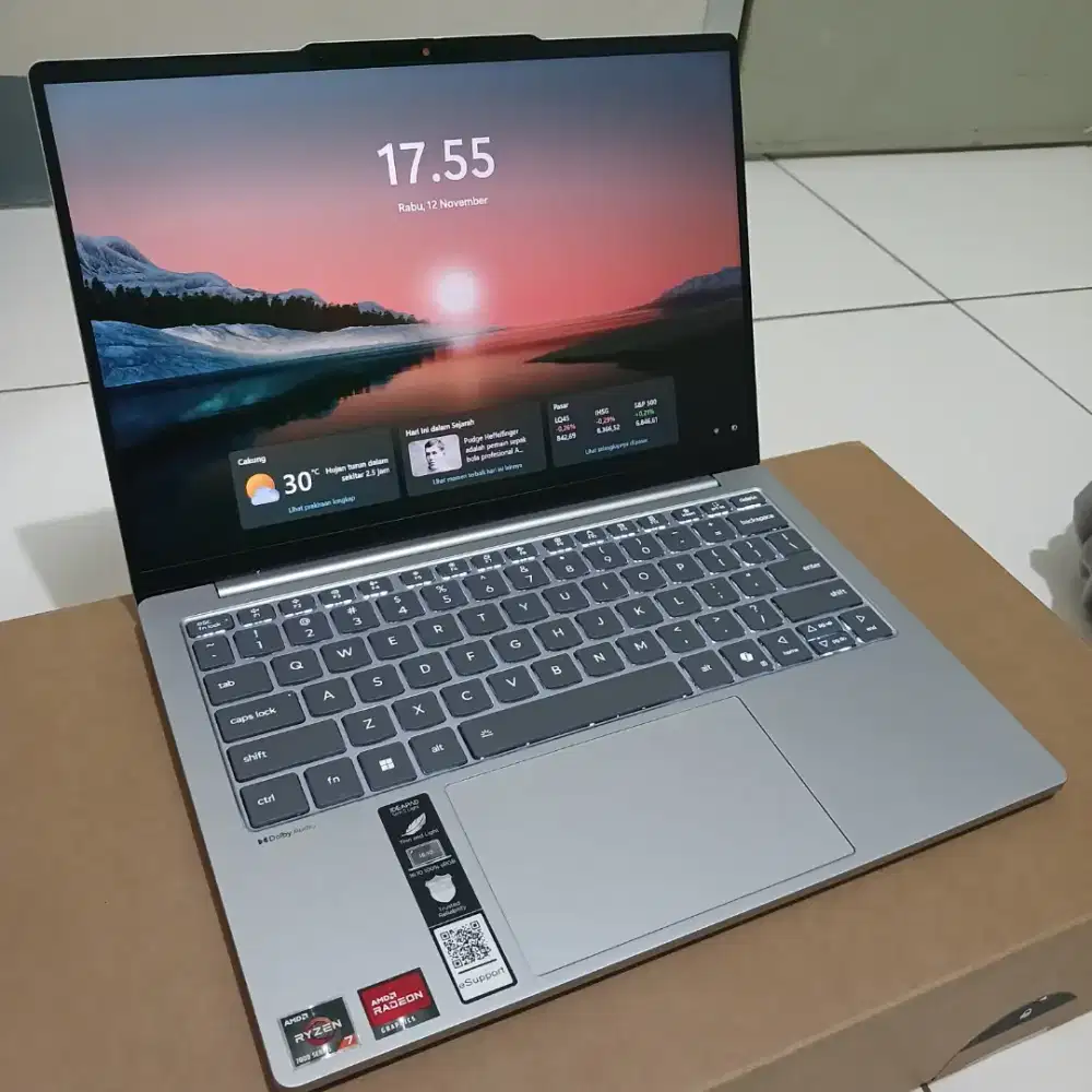 Lenovo ideapad slim 5 ryzen 7 7735HS 16gb 512 SSD