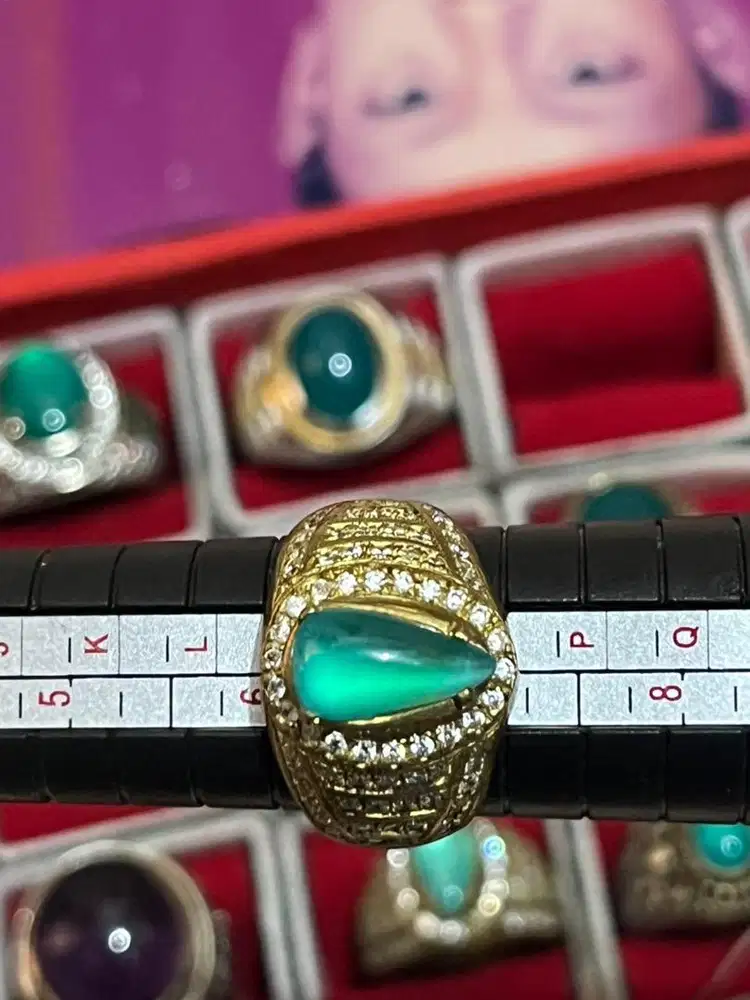 Bacan doko mejiko tetes aer giwang metalik