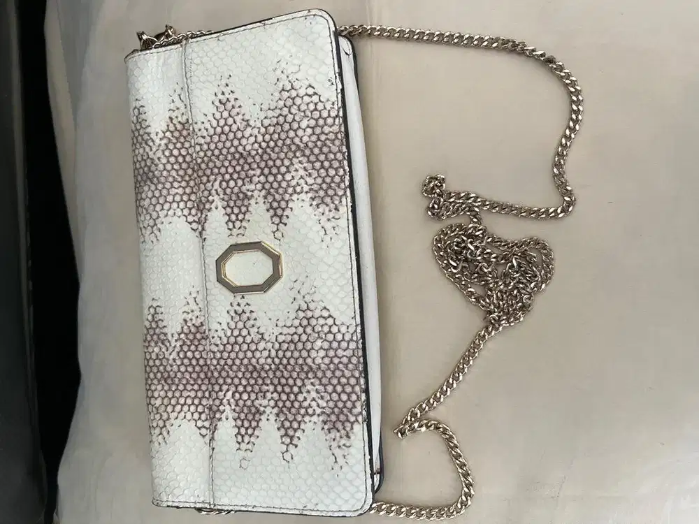 Preloved dompet merk pedro original store..