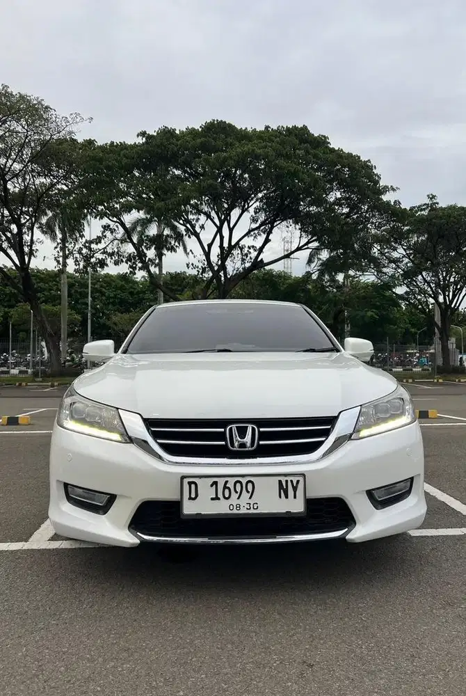 Honda Accord 2013 Low Km Perfect Condition