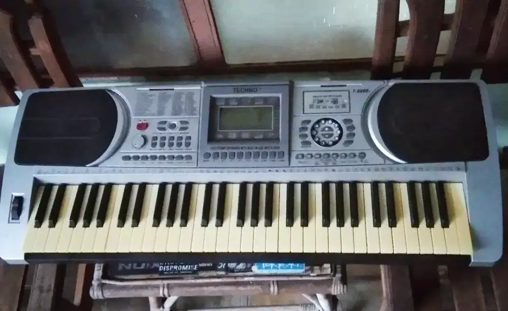 Keyboard Techno T9800