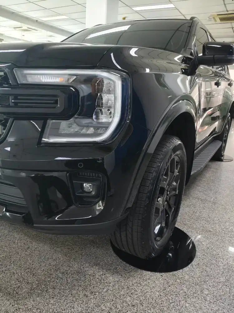 DIJUAL BU FORD EVEREST SPORT BLACK 2025