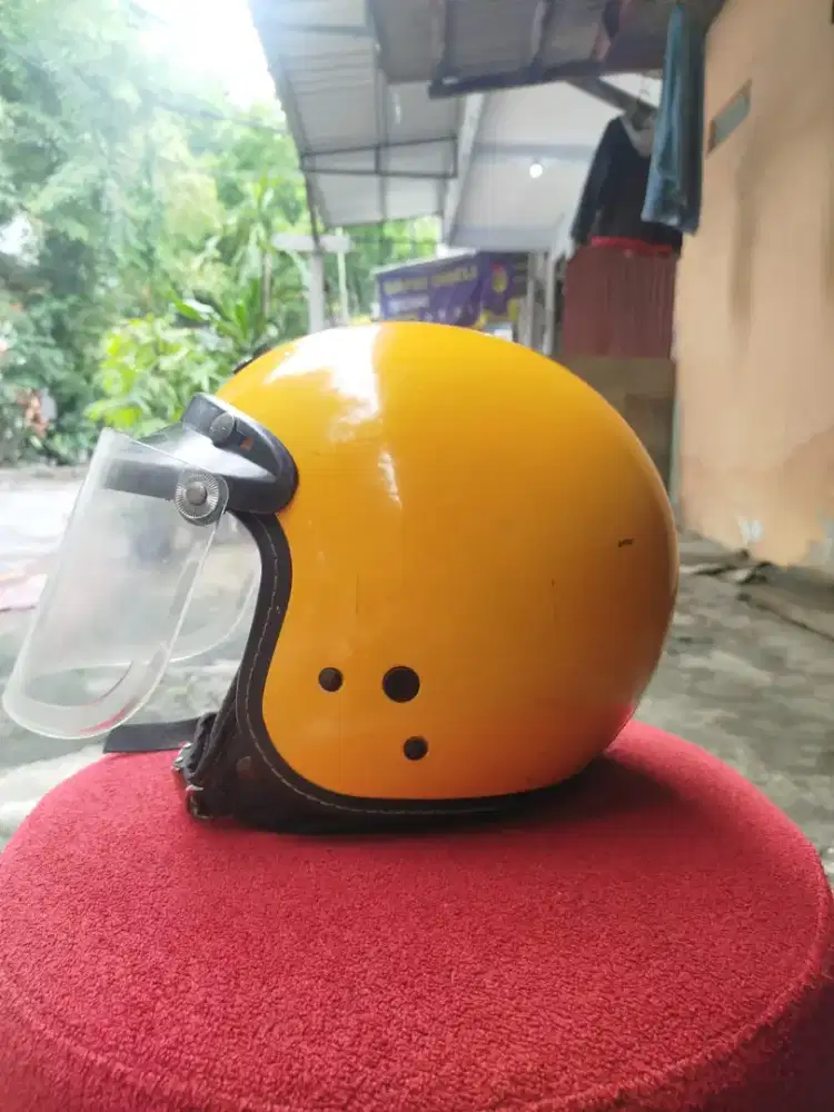 Helm NJS Istimewa