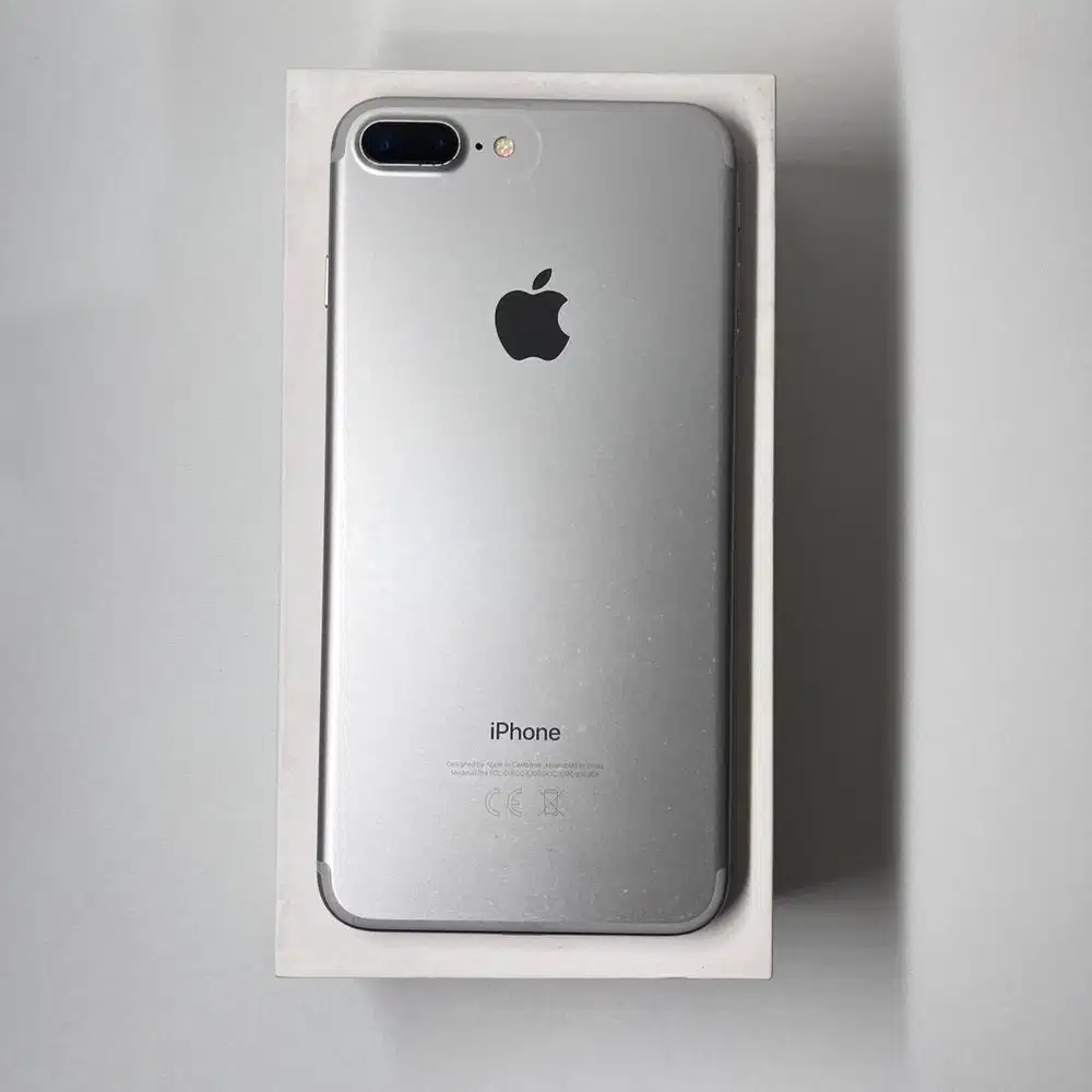 iPhone 7 Plus 128GB Silver ex iBox