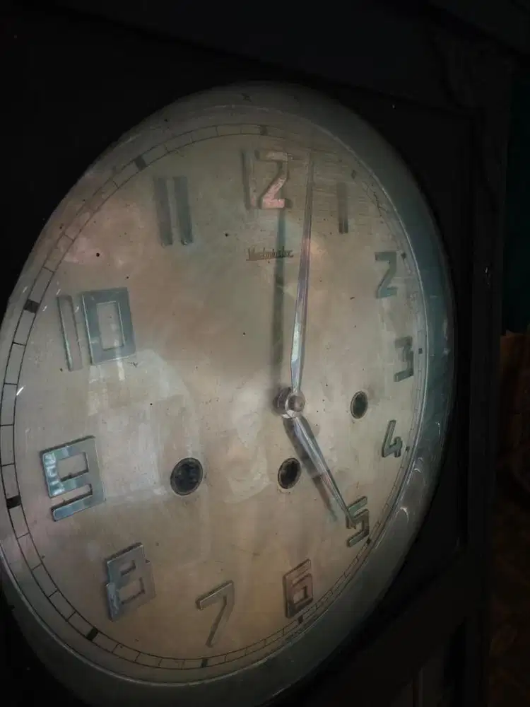 Jam dinding Junghans Westminster Deluxe