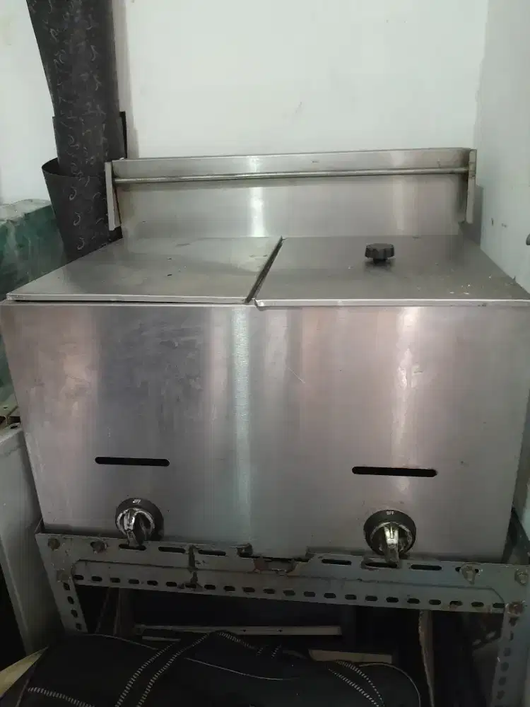 Dijual Cepat deep fryer crown horeka