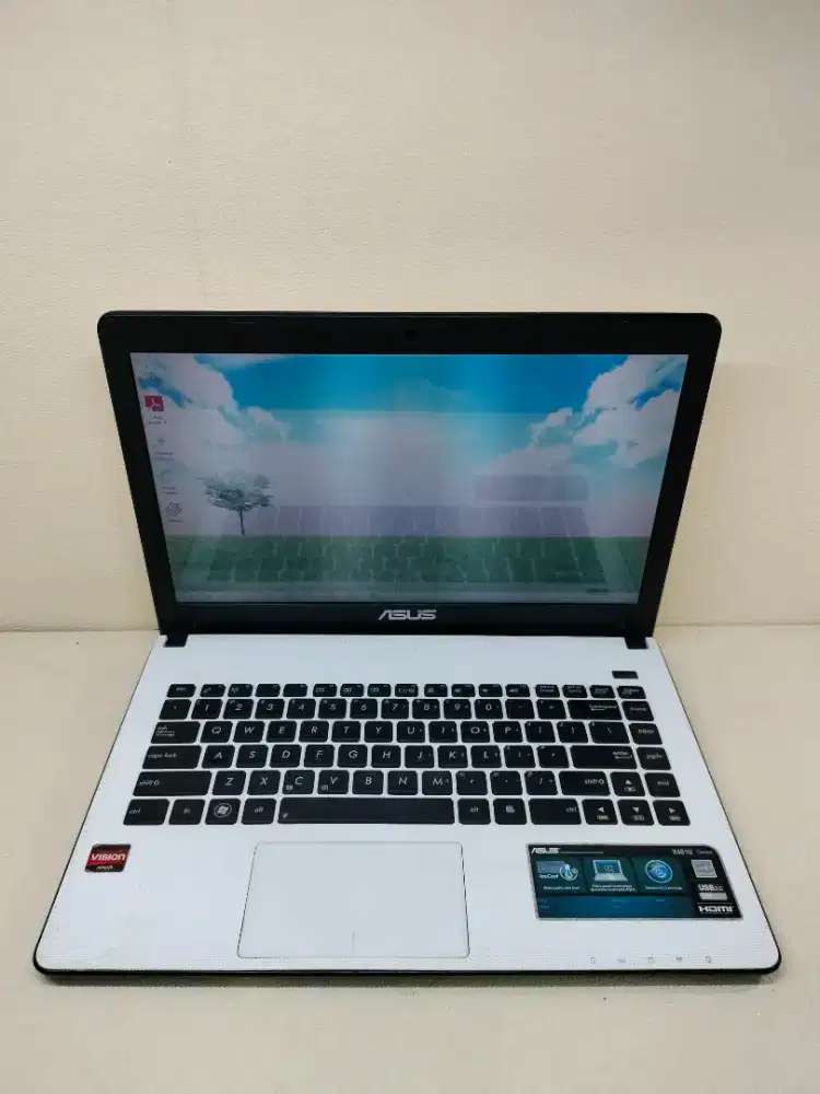 Laptop asus amd dual core ram 2gb hdd 500gb mesin lancar siap pakai